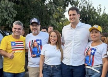 França do Macaquinho reúne multidão em Santa Luzia e lança pré-candidatura com apoio de Orleans Brandão